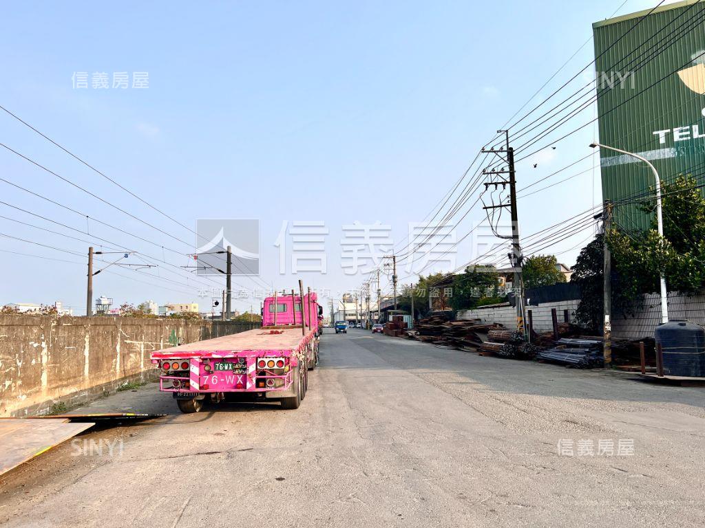 岡山為隨四千坪丁工業地房屋室內格局與周邊環境