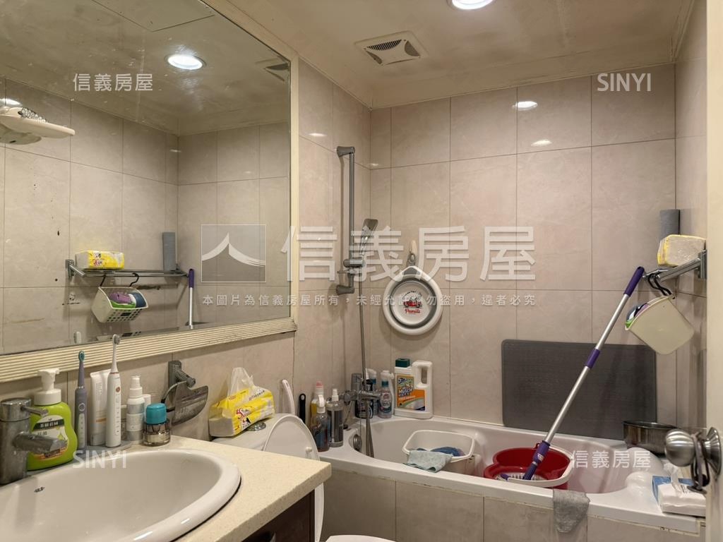 四季和風明亮方正３房房屋室內格局與周邊環境