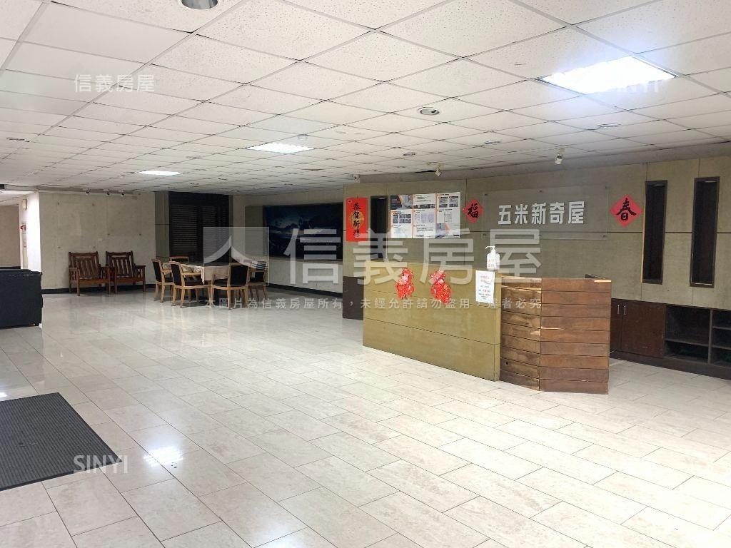 店長主推五米新奇屋房屋室內格局與周邊環境