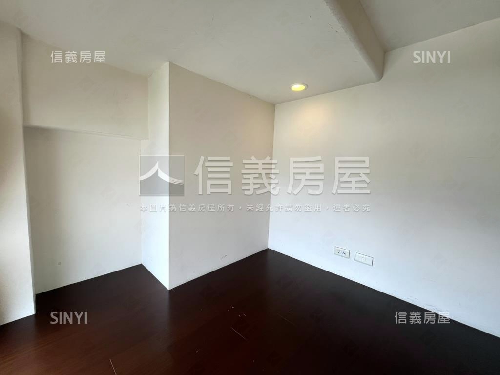 Ｖ１高樓美景美妝兩房房屋室內格局與周邊環境