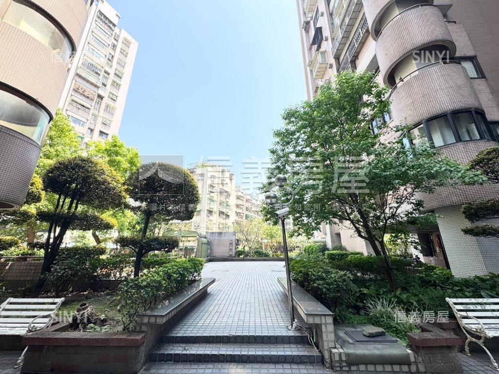 土城電梯３房房屋室內格局與周邊環境