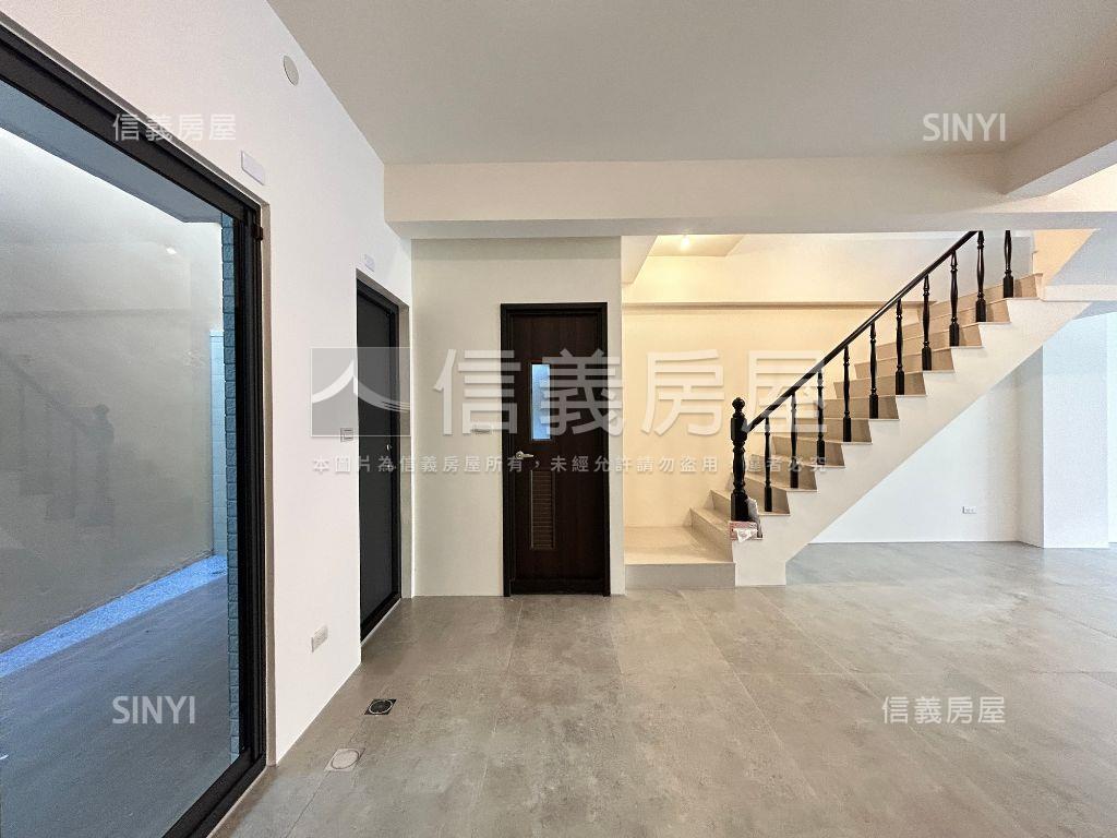 靓★大里路旁臨路美別墅讚房屋室內格局與周邊環境