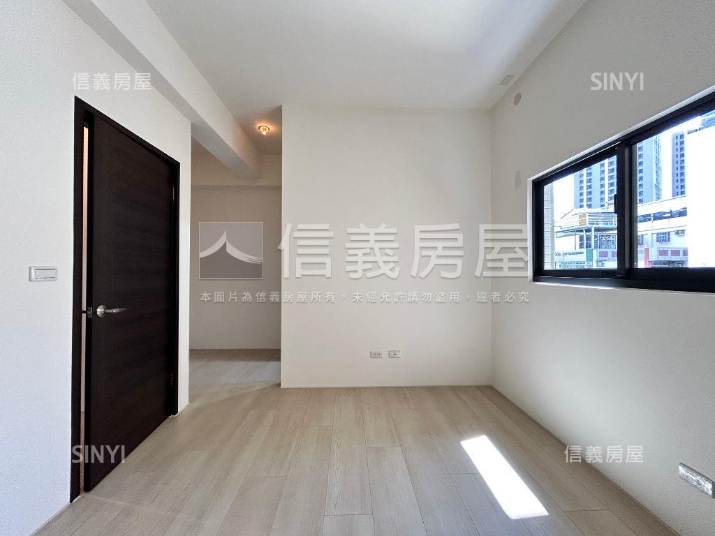 靓★大里路旁臨路美別墅讚房屋室內格局與周邊環境