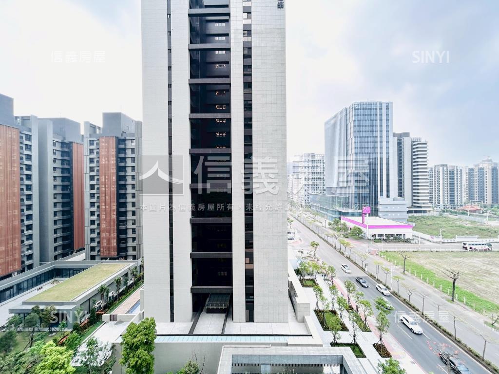 小檜溪，三房車位房屋室內格局與周邊環境