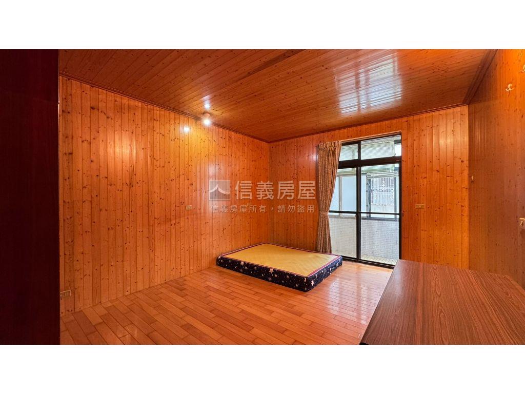 近潭子車站大地坪庭院別墅房屋室內格局與周邊環境