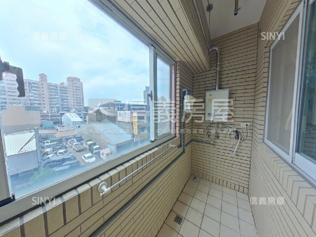 藝文·世紀風華·三房車位房屋室內格局與周邊環境