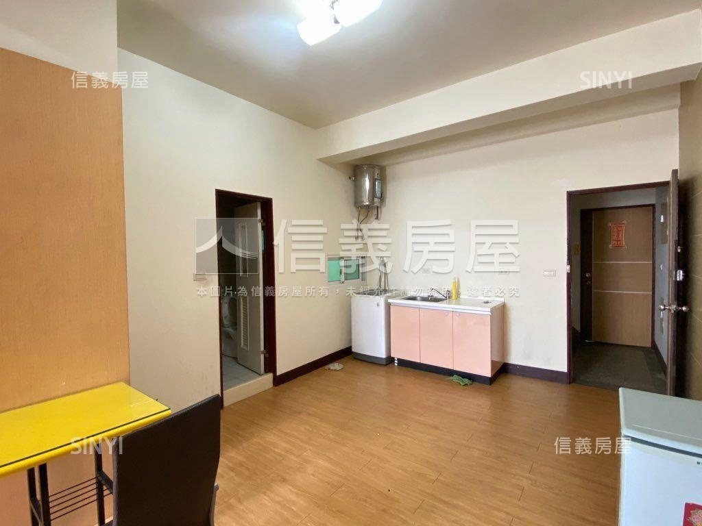武聖路人氣宿舍金店面房屋室內格局與周邊環境