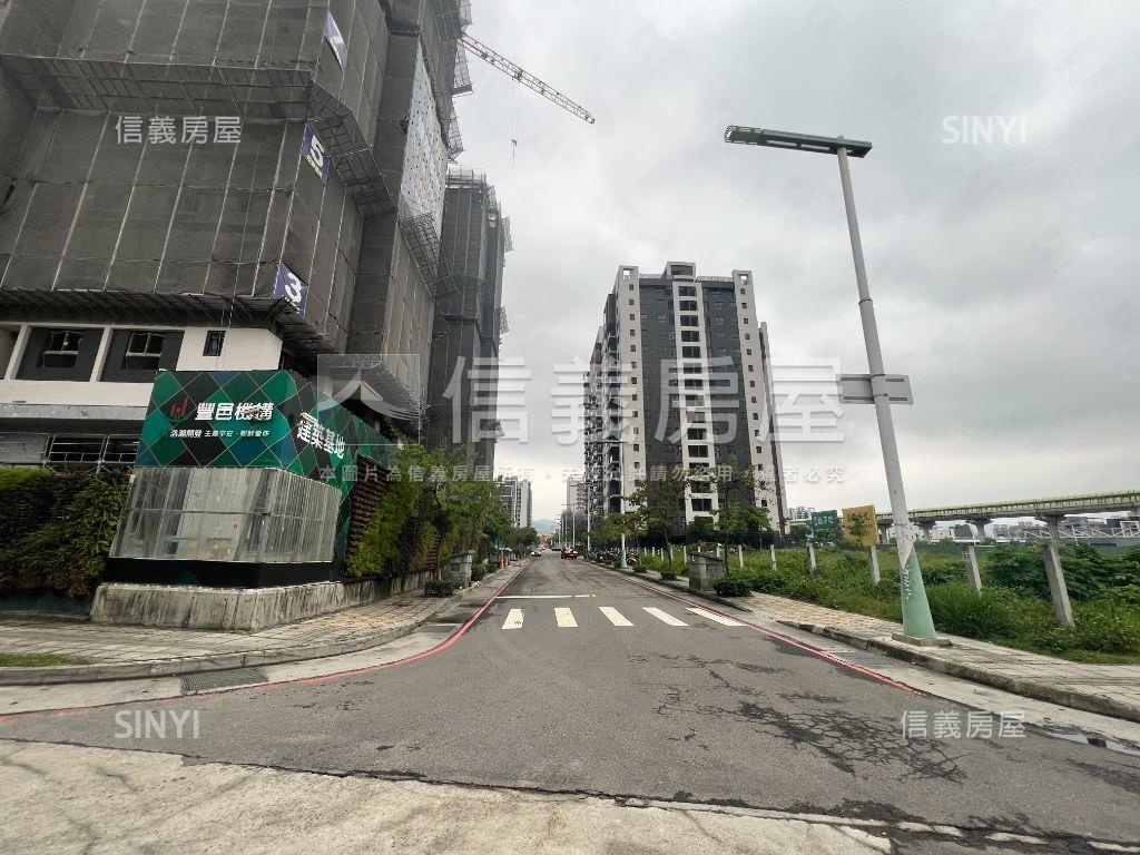景立方－菁英區三房平車房屋室內格局與周邊環境