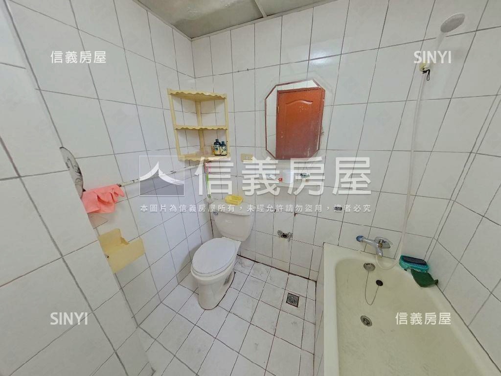 近未來捷運。華廈３房房屋室內格局與周邊環境