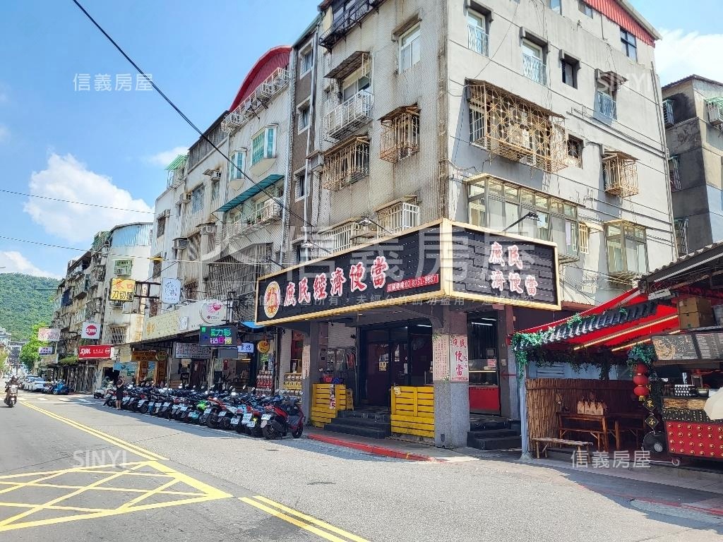 內科人潮面寬雙店面房屋室內格局與周邊環境