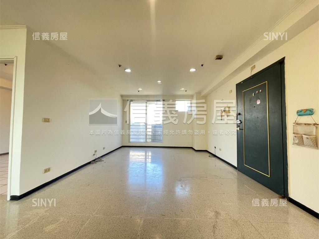１１期洲際次頂樓視野三房房屋室內格局與周邊環境