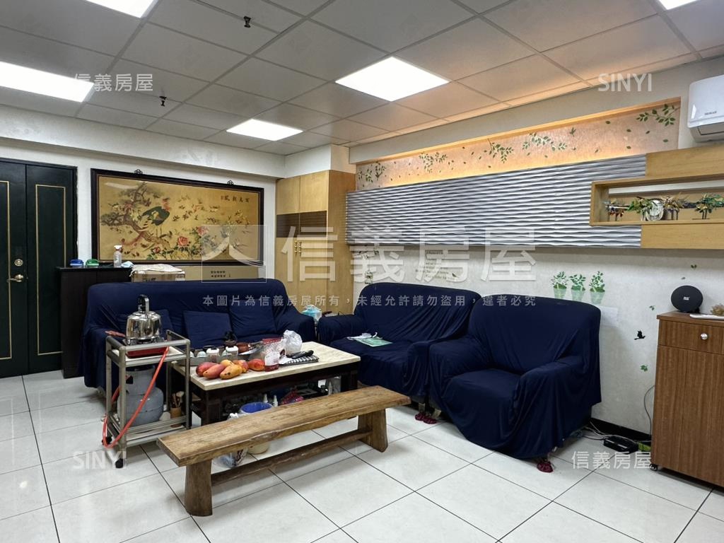中山南路四房雙車位房屋室內格局與周邊環境