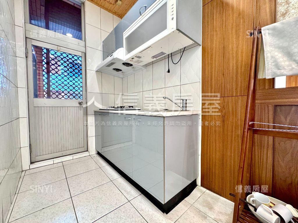 ＶＲ可看高樓層３房１室房屋室內格局與周邊環境
