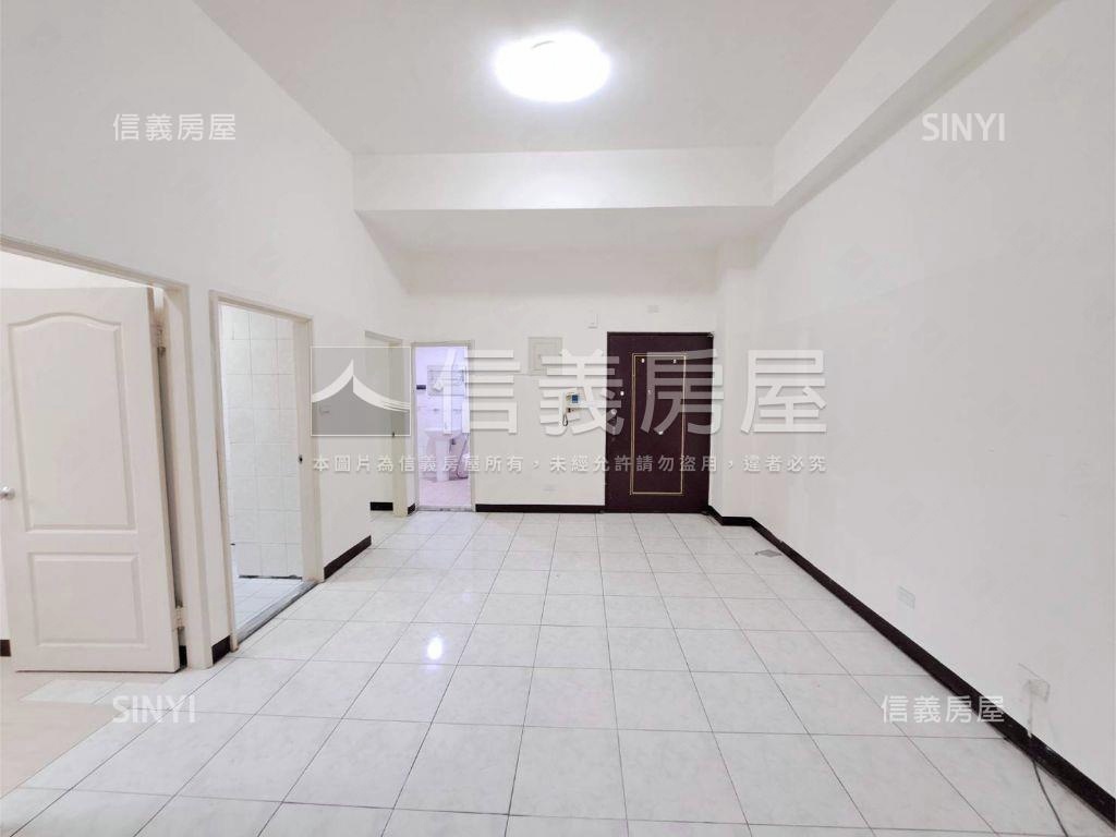 中正大業電梯平面車位房屋室內格局與周邊環境