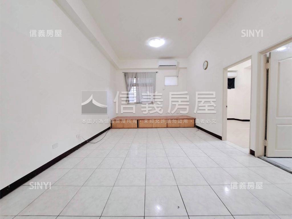 中正大業電梯平面車位房屋室內格局與周邊環境