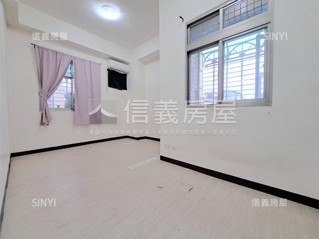 中正大業電梯平面車位房屋室內格局與周邊環境