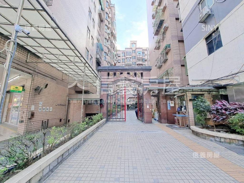 中正大業電梯平面車位房屋室內格局與周邊環境