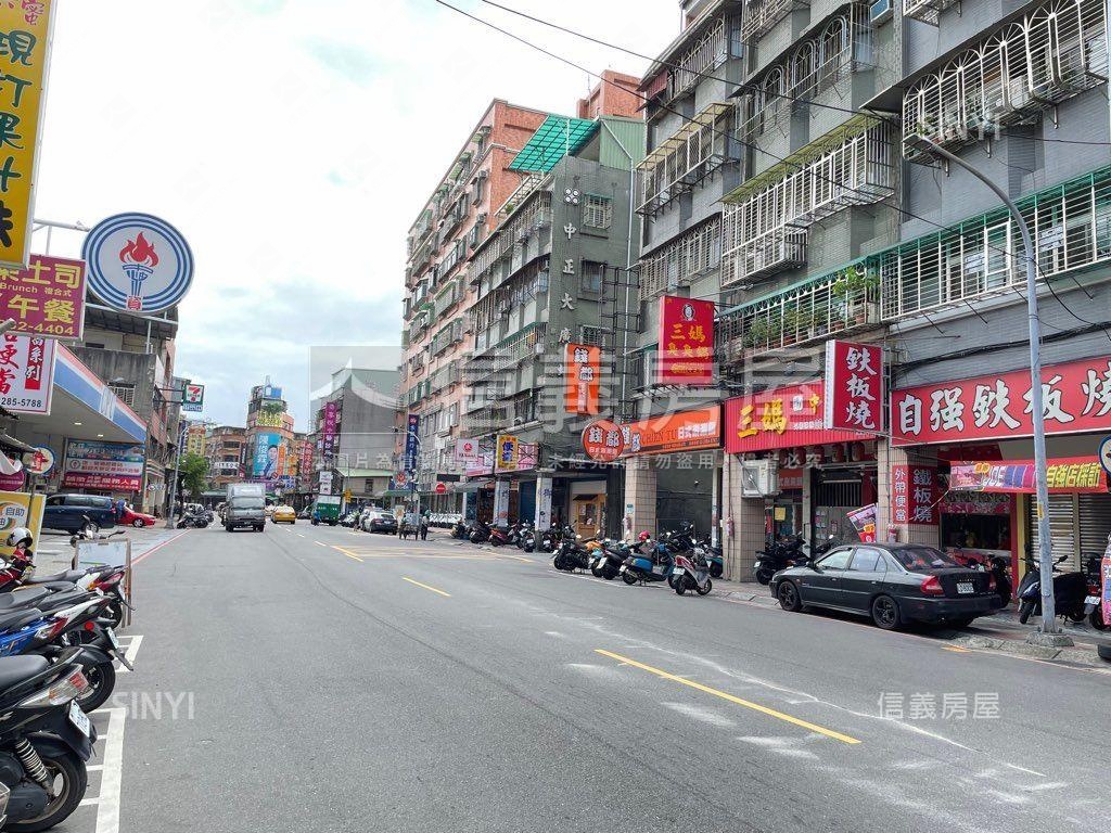 中正大業電梯平面車位房屋室內格局與周邊環境