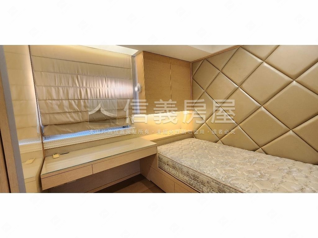 稀有凱廈後棟高樓美景房屋室內格局與周邊環境