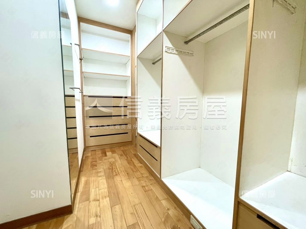 近曉明登峰樓中樓三房平車房屋室內格局與周邊環境