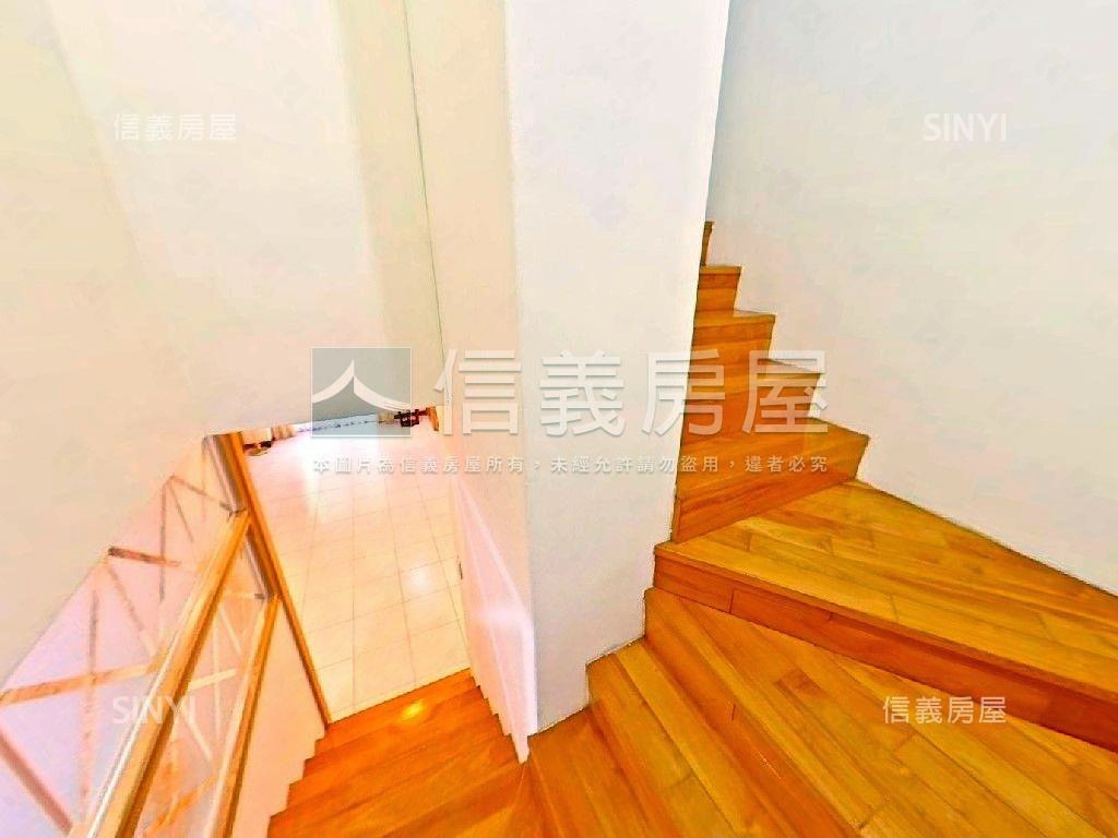 近曉明登峰樓中樓三房平車房屋室內格局與周邊環境