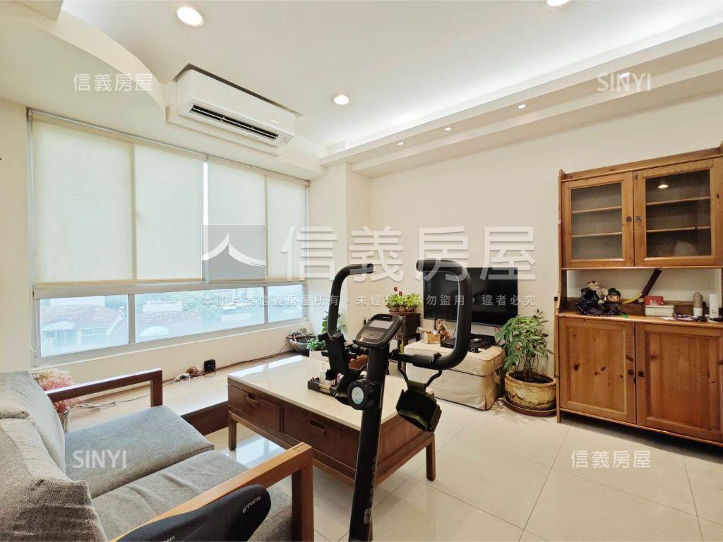 百合美景兩房車位房屋室內格局與周邊環境