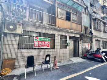 府中站稀有面寬一樓