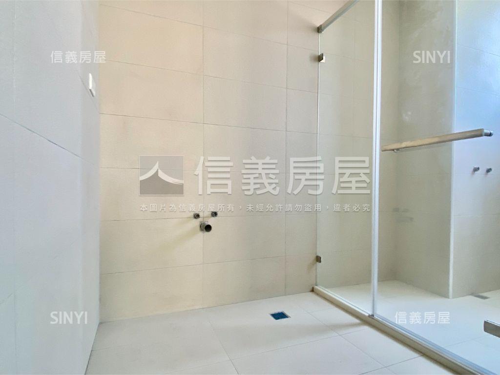 臨路大面寬電梯加蓋美透天房屋室內格局與周邊環境