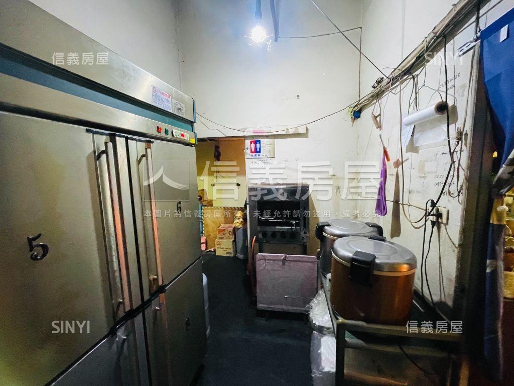 頂埔園區金店面房屋室內格局與周邊環境