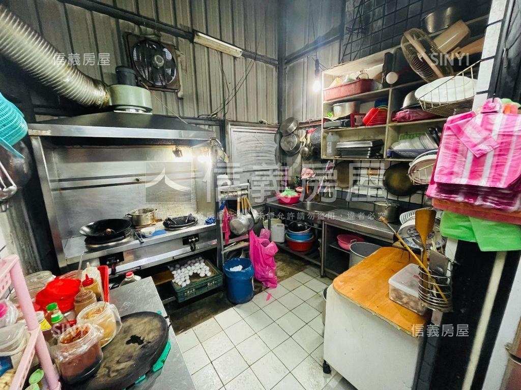 頂埔園區金店面房屋室內格局與周邊環境