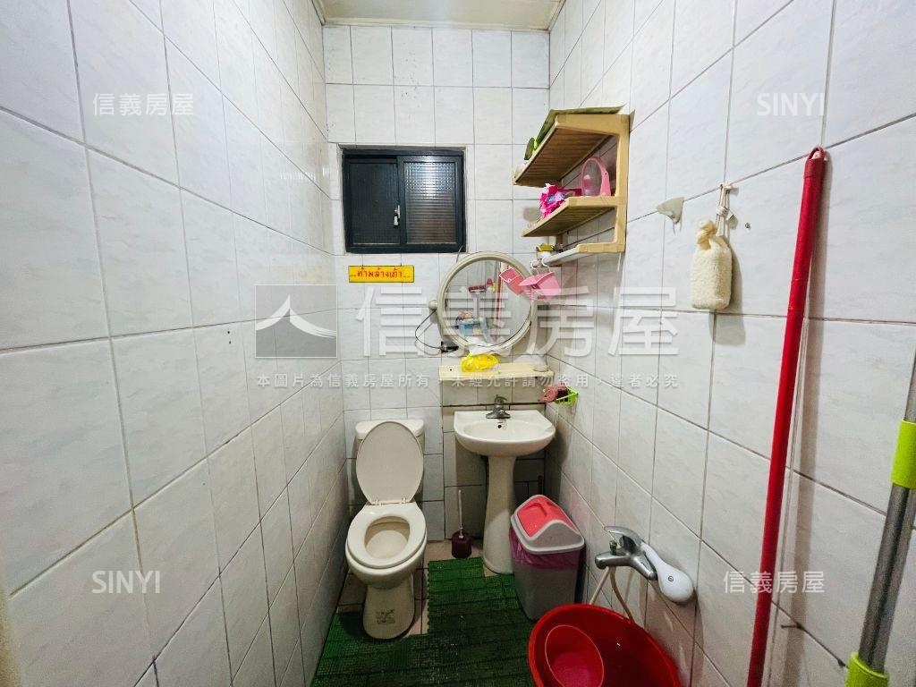 頂埔園區金店面房屋室內格局與周邊環境