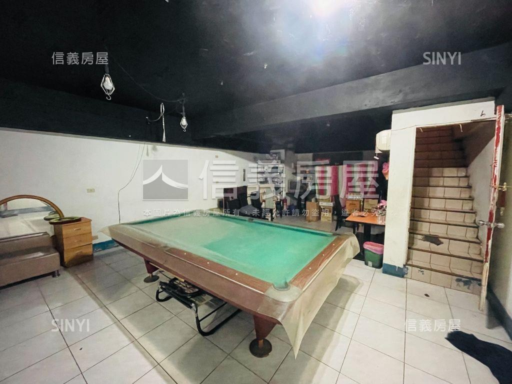 頂埔園區金店面房屋室內格局與周邊環境