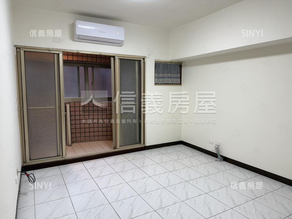 榮富都特三房車位房屋室內格局與周邊環境