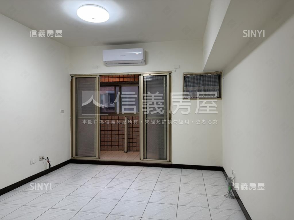 榮富都特三房車位房屋室內格局與周邊環境