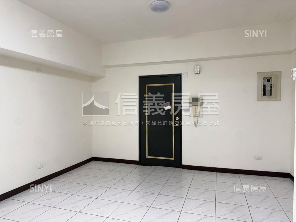 榮富都特三房車位房屋室內格局與周邊環境