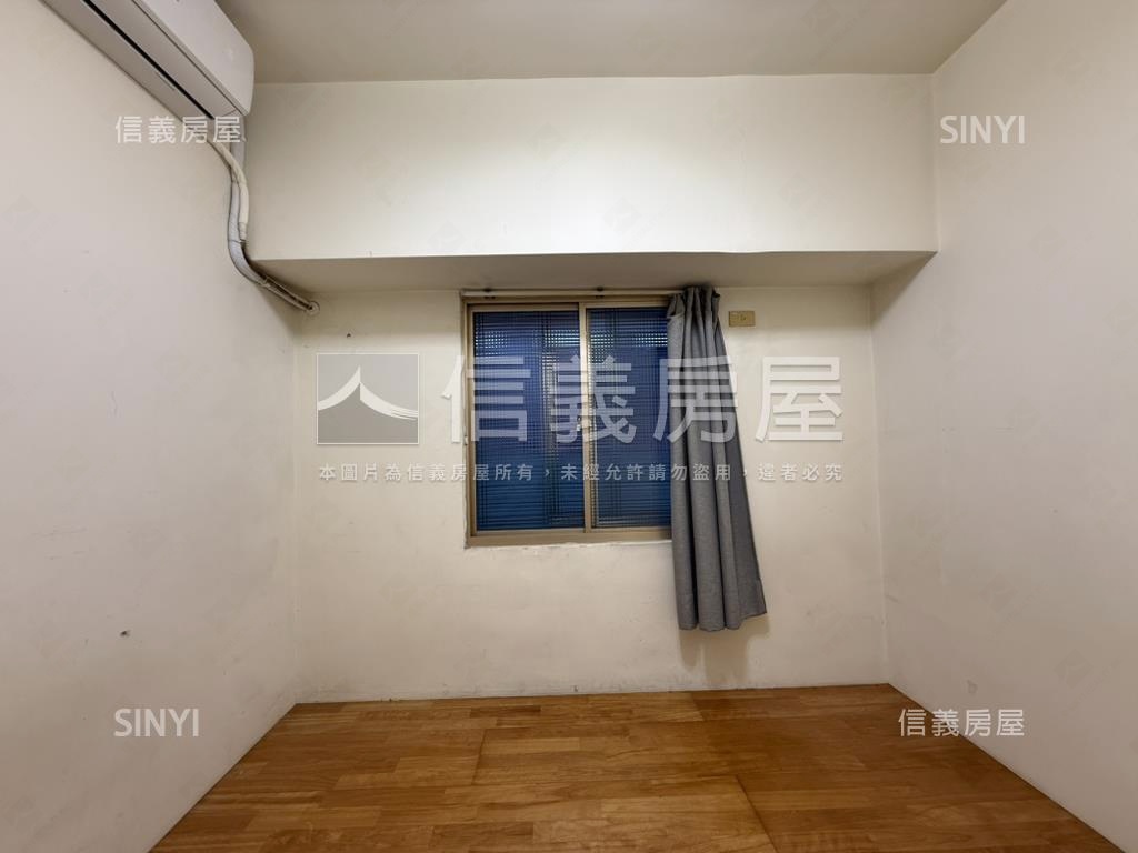 榮富都特三房車位房屋室內格局與周邊環境