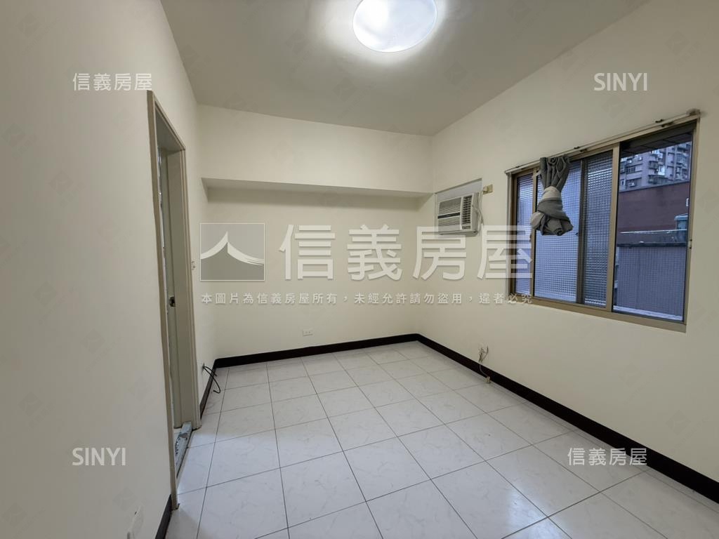 榮富都特三房車位房屋室內格局與周邊環境