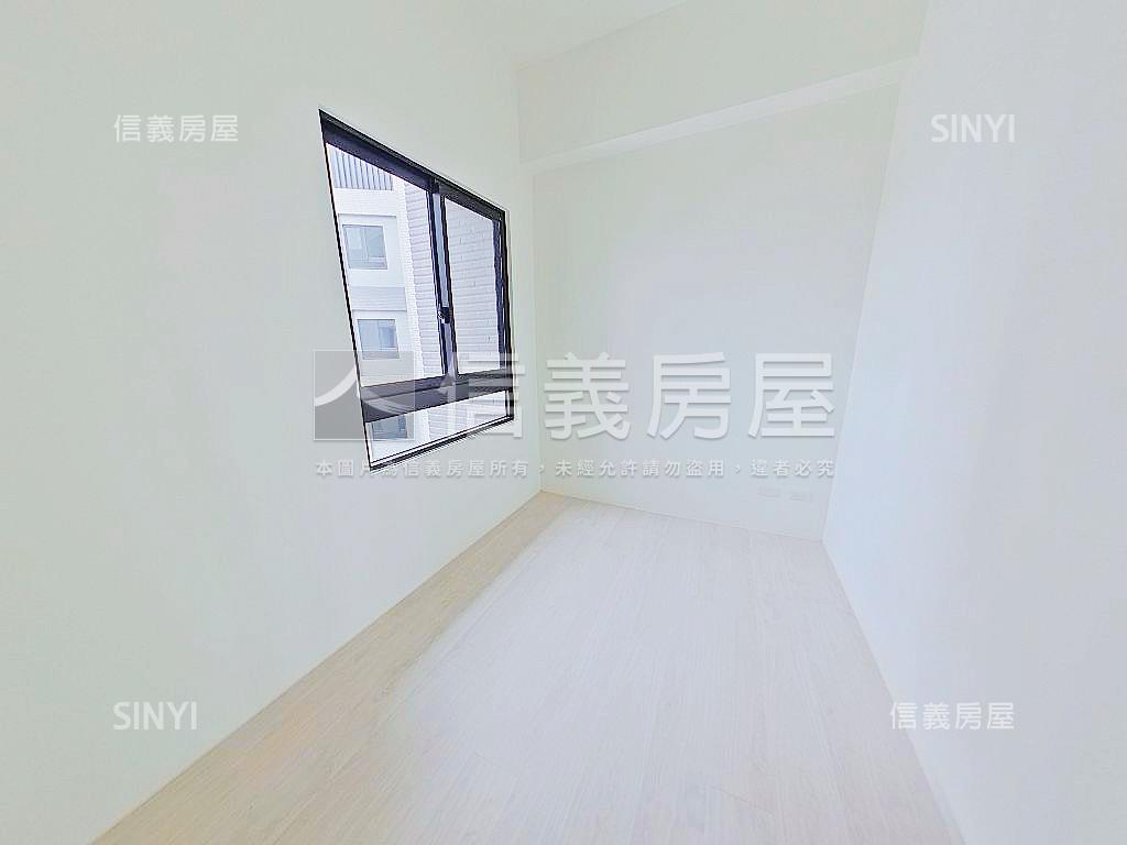 近中科次頂樓視野兩房平車房屋室內格局與周邊環境