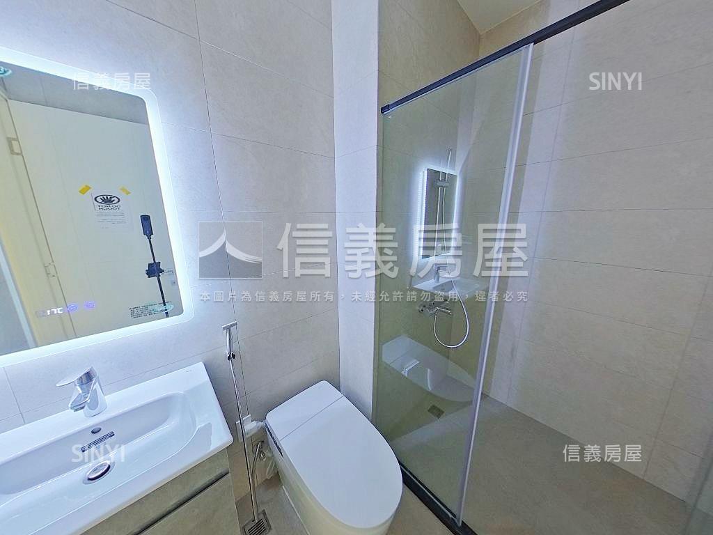 近中科次頂樓視野兩房平車房屋室內格局與周邊環境