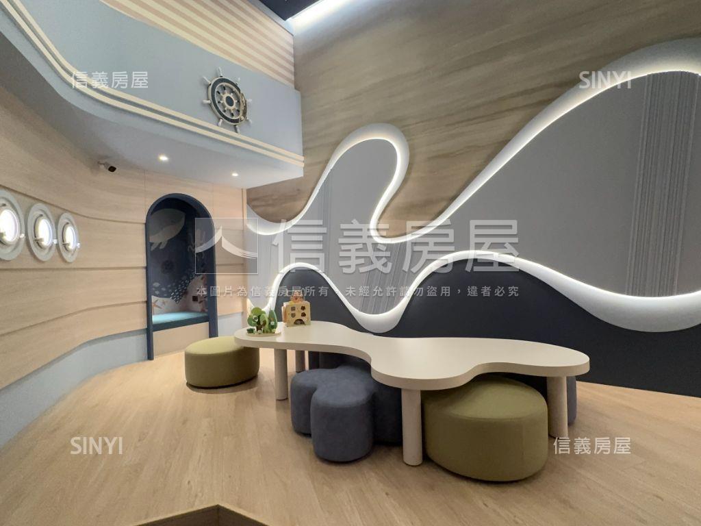 近中科次頂樓視野兩房平車房屋室內格局與周邊環境