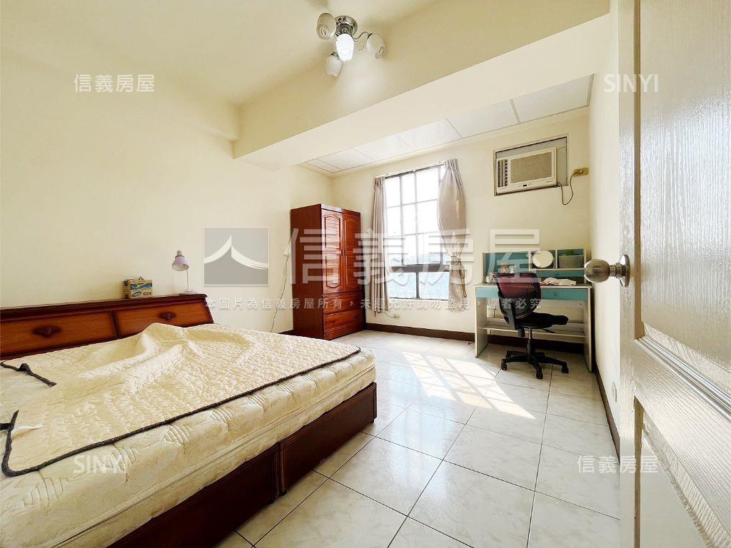 鹽埕三面採光景觀大三房房屋室內格局與周邊環境