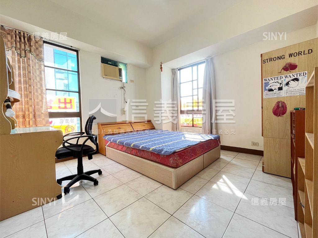 鹽埕三面採光景觀大三房房屋室內格局與周邊環境