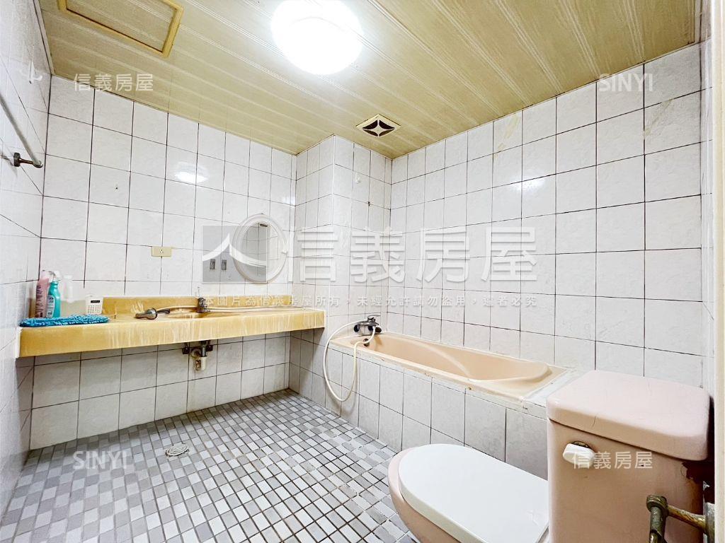 鹽埕三面採光景觀大三房房屋室內格局與周邊環境