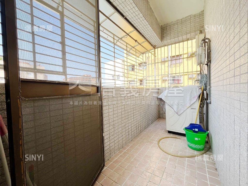 鹽埕三面採光景觀大三房房屋室內格局與周邊環境