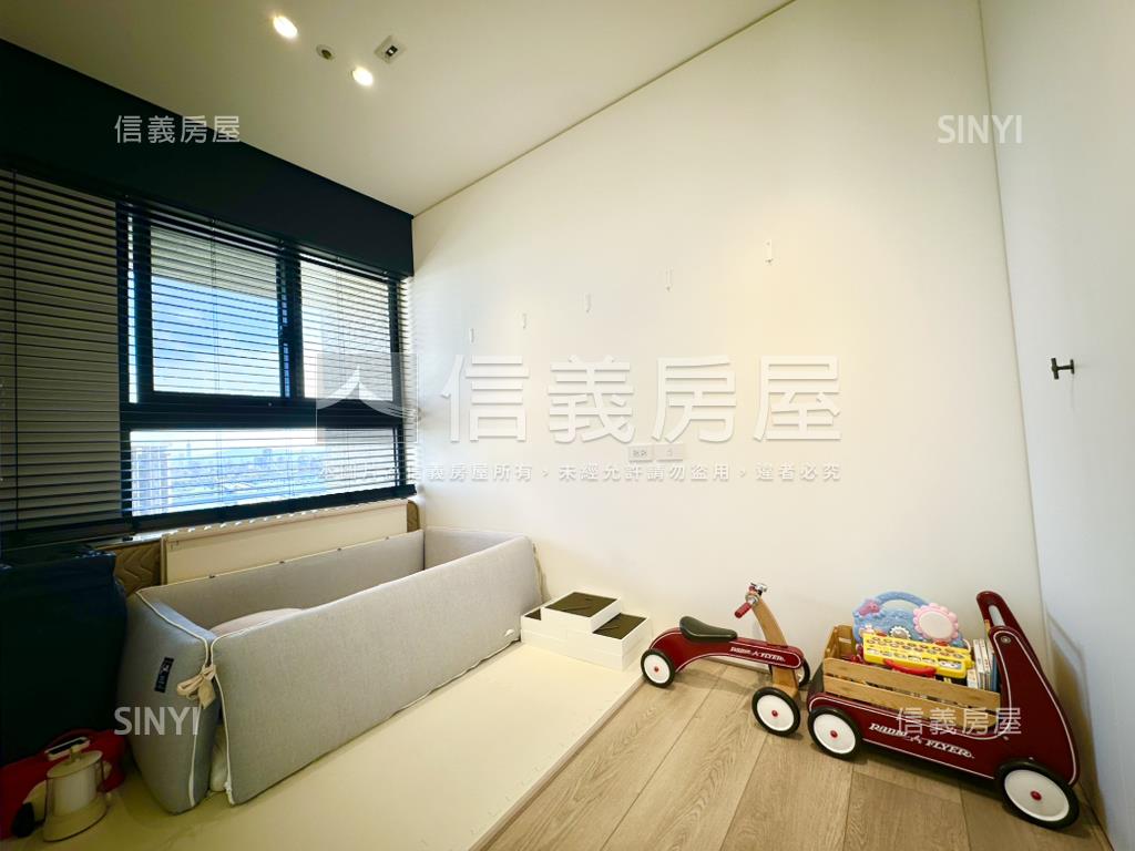 江翠北側吾界設計師的家房屋室內格局與周邊環境