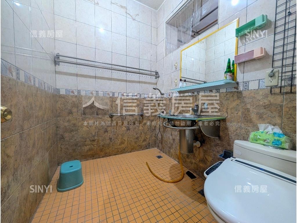 邊間黃金三樓美寓房屋室內格局與周邊環境