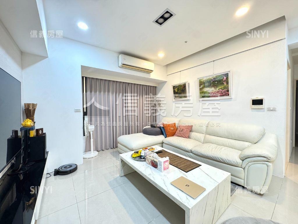 入主七期市政愛敦閣看這間房屋室內格局與周邊環境