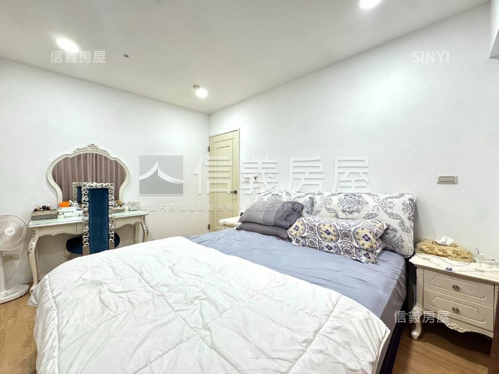 入主七期市政愛敦閣看這間房屋室內格局與周邊環境