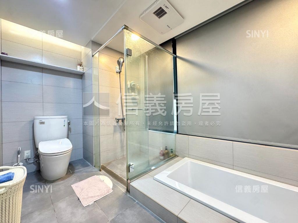 入主七期市政愛敦閣看這間房屋室內格局與周邊環境