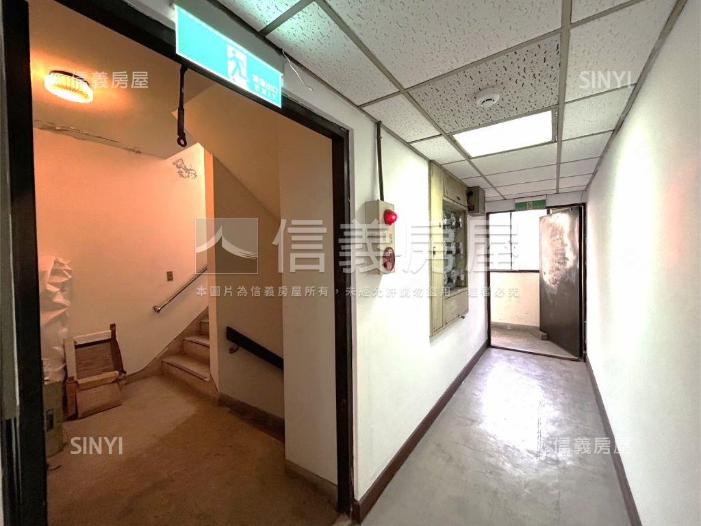 幸福成家電梯管理２房房屋室內格局與周邊環境